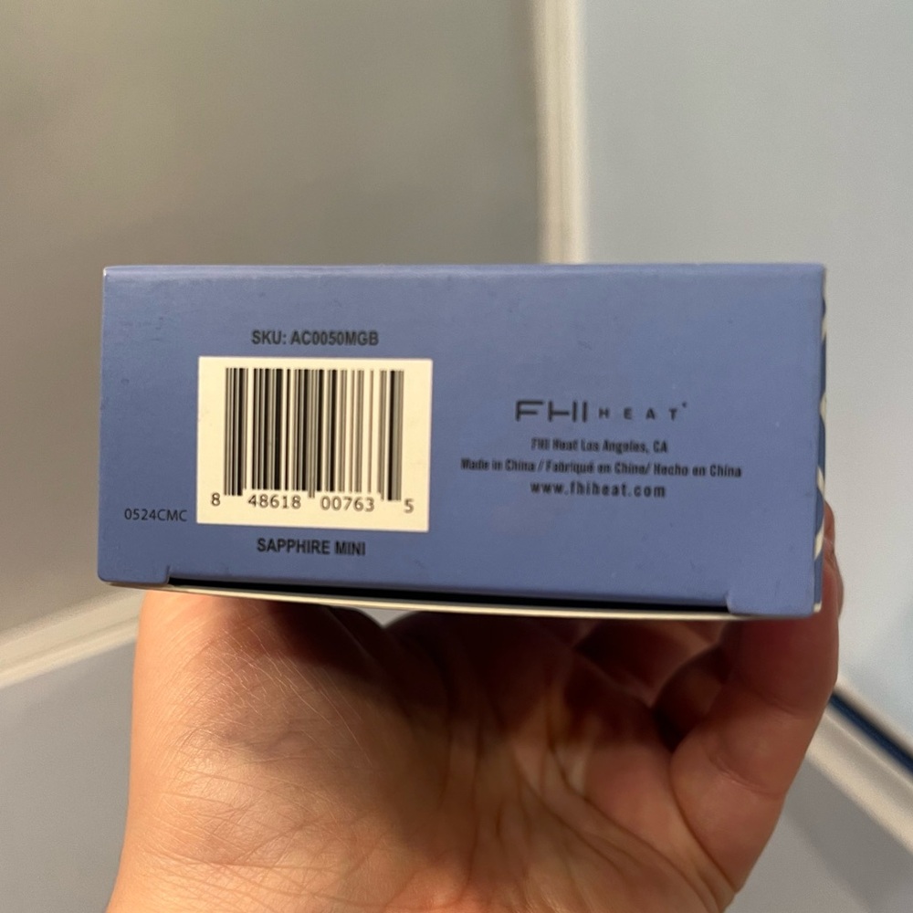 NIB UNbrush Mini Blue Glitter Collection Detangler Brush Travel Friendly Ret $14 - Picture 3 of 6